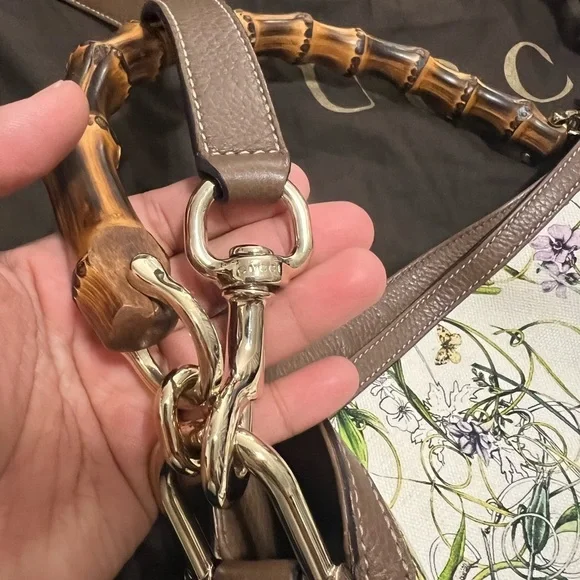 Gucci White Bamboo Flora Diana Canvas Satchel Multiple colors - Picture 4 of 12